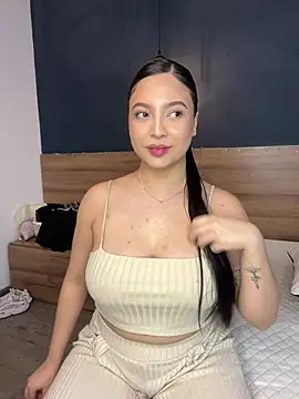 Snapshot of NathRossi chatting on 03-21-25, 11:01 NathRossi online show from 03-21-25, 11:01