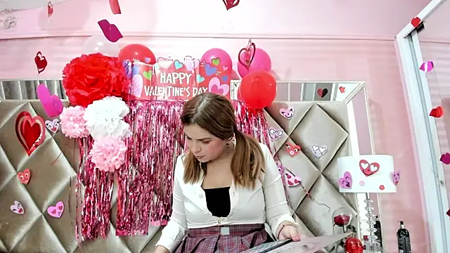 Aurora-Rossi online show from 02-13-26, 02:40