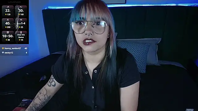 Veronica Goddes online show from 03-17-25, 04:22