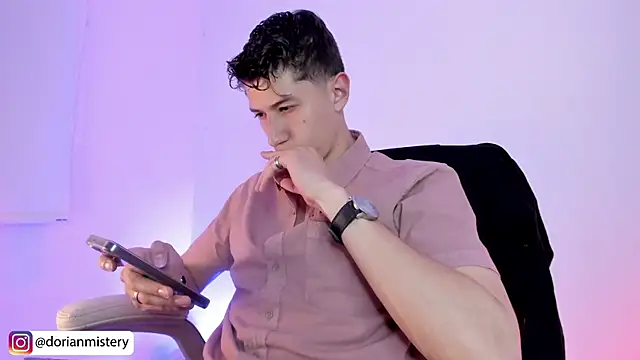 Dorianmistery2322  online show from 04-10-26, 03:56