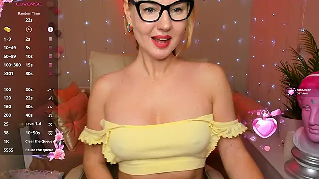 Angel Nikole online show from 12-07-24, 01:58
