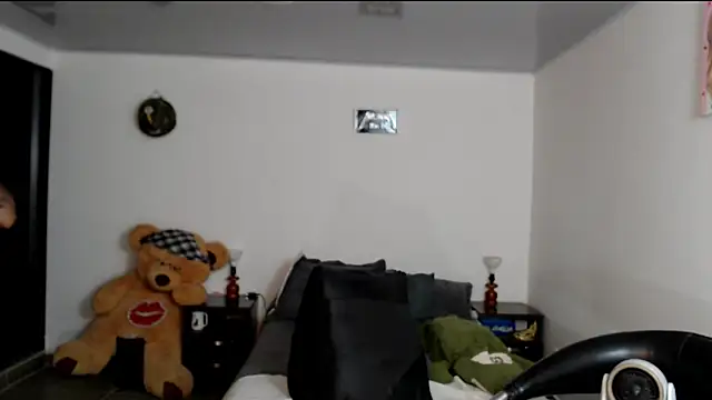 Snapshot of Ana_Maria_1606 chatting on 03-05-25, 08:42 Ana Maria 1606 online show from 03-05-25, 08:42