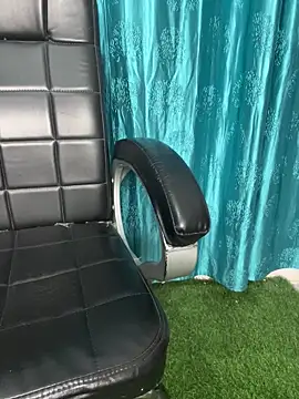 Snapshot of poision51 chatting on 02-16-25, 11:59 poision51 online show from 02-16-25, 11:59