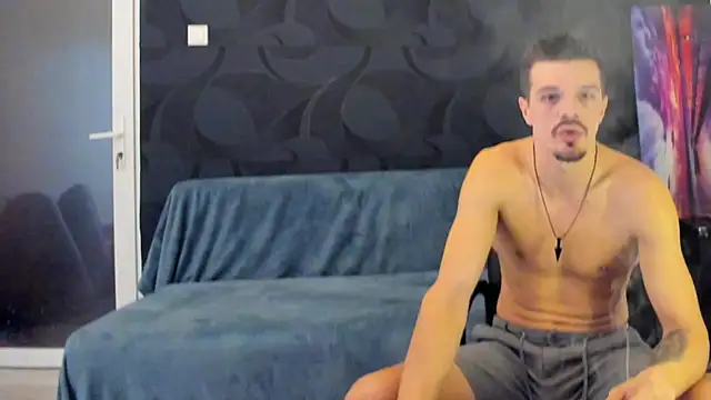 Snapshot of DonyBrown chatting on 02-04-25, 03:54 DonyBrown online show from 02-04-25, 03:54