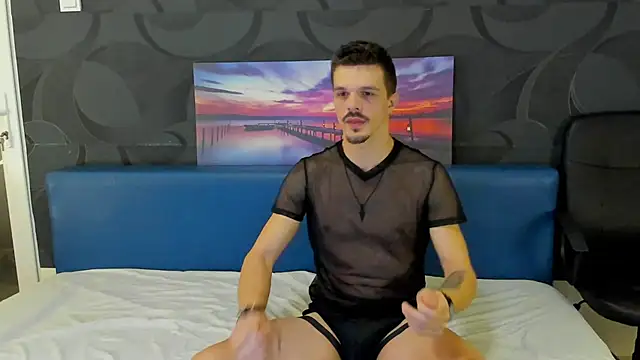 Snapshot of DonyBrown chatting on 02-14-25, 09:53 DonyBrown online show from 02-14-25, 09:53