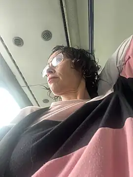 MireyaTorresGu online show from 02-07-26, 01:59