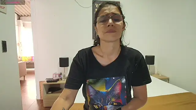MireyaTorresGu online show from 08-01-26, 12:04