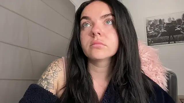 yorkshiregal online show from 12-03-24, 04:14