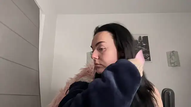 yorkshiregal online show from 12-05-24, 03:48