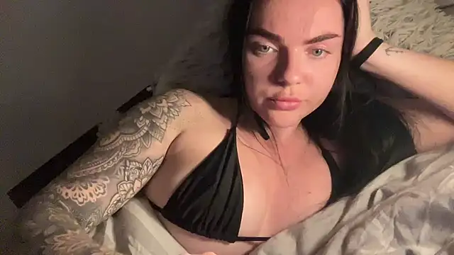 yorkshiregal online show from 12-13-24, 07:32