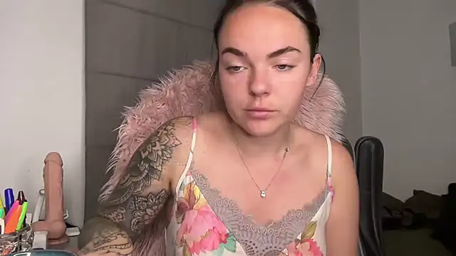 yorkshiregal online show from 03-11-25, 05:49