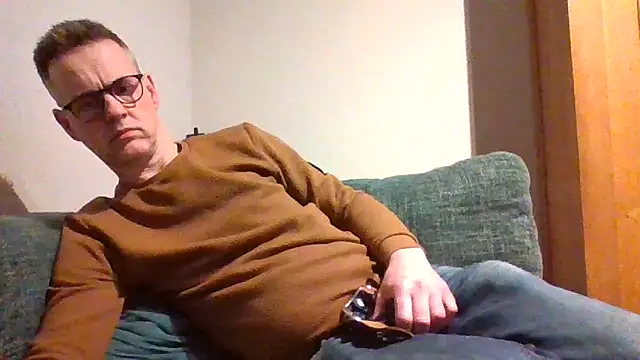 Snapshot of Hectorthyssen1 chatting on 02-05-25, 10:33 Hectorthyssen1 online show from 02-05-25, 10:33