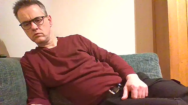 Snapshot of Hectorthyssen1 chatting on 02-24-25, 11:09 Hectorthyssen1 online show from 02-24-25, 11:09