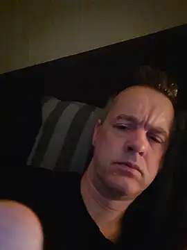 Snapshot of Hectorthyssen1 chatting on 04-30-26, 07:25 Hectorthyssen1 online show from 04-30-26, 07:25