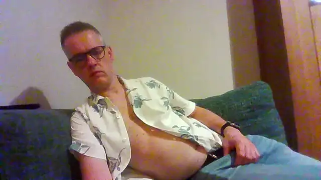 Snapshot of Hectorthyssen1 chatting on 06-19-26, 10:46 Hectorthyssen1 online show from 06-19-26, 10:46