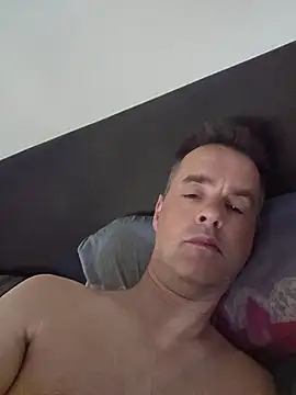 Snapshot of Hectorthyssen1 chatting on 07-16-26, 07:47 Hectorthyssen1 online show from 07-16-26, 07:47