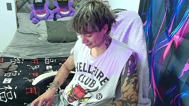 Zacktk7 online show from 04-15-26, 07:58