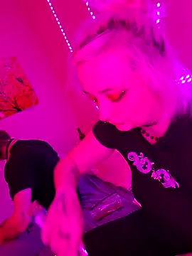 IzanamiNova online show from 02-15-25, 05:30