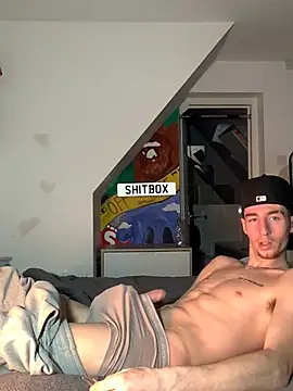 MikesWood21 online show from 12-24-24, 01:49