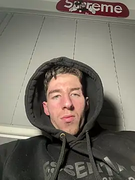 MikesWood21 online show from 03-06-25, 12:43