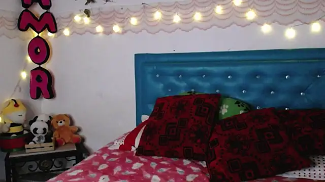 zarquita99 online show from 01-10-25, 04:44