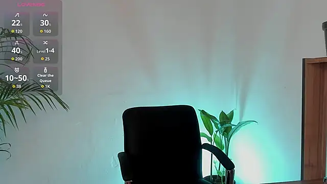 Snapshot of CherryyBrrr1 chatting on 12-14-25, 03:06 CherryyBrrr1 online show from 12-14-25, 03:06