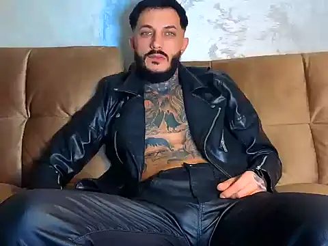 MentoXXL online show from 10-11-25, 05:22