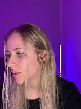 Snapshot of lunawolf21 chatting on 03-03-25, 05:39 lunawolf21 online show from 03-03-25, 05:39