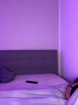 Snapshot of lunawolf21 chatting on 11-15-25, 06:26 lunawolf21 online show from 11-15-25, 06:26