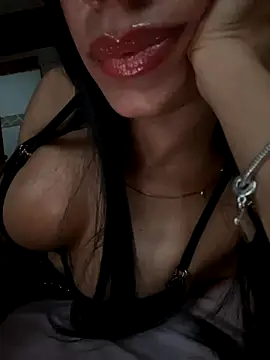 Lolitacooper online show from 10-17-25, 10:34