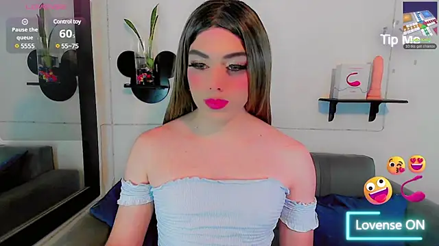 Snapshot of Nicky_loveex chatting on 02-27-25, 05:45 Nicky loveex online show from 02-27-25, 05:45