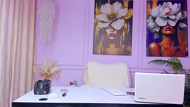 CarlaWhite online show from 04-24-26, 03:31