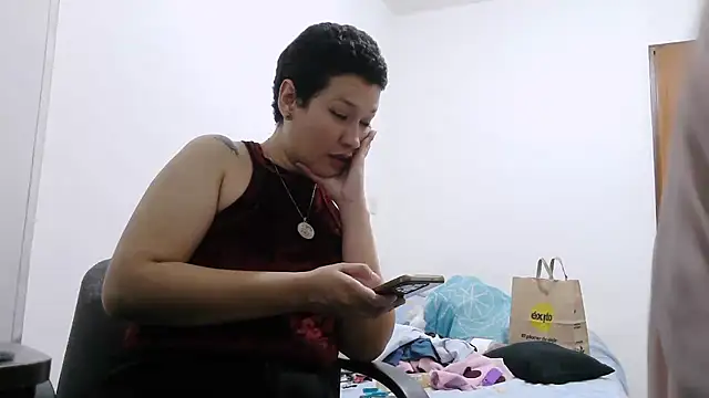 luxandracon23 online show from 02-07-26, 12:47