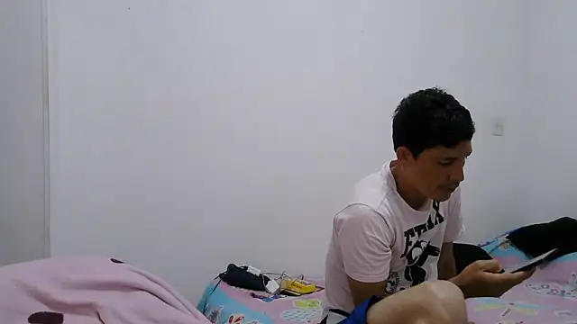 luxandracon23 online show from 02-23-26, 01:08