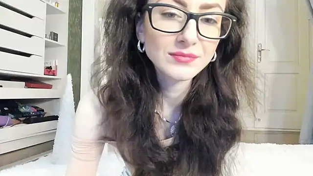 Snapshot of Baby_Jewel chatting on 12-20-24, 11:10 Baby Jewel online show from 12-20-24, 11:10