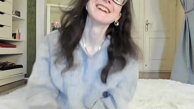 Snapshot of Baby_Jewel chatting on 01-07-25, 11:05 Baby Jewel online show from 01-07-25, 11:05