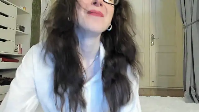 Snapshot of Baby_Jewel chatting on 01-17-25, 11:06 Baby Jewel online show from 01-17-25, 11:06