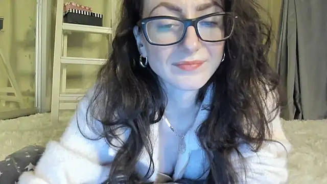 Snapshot of Baby_Jewel chatting on 01-29-25, 02:10 Baby Jewel online show from 01-29-25, 02:10