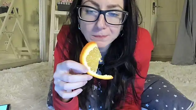 Snapshot of Baby_Jewel chatting on 02-02-25, 02:13 Baby Jewel online show from 02-02-25, 02:13