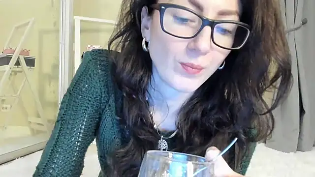 Snapshot of Baby_Jewel chatting on 02-20-25, 11:09 Baby Jewel online show from 02-20-25, 11:09