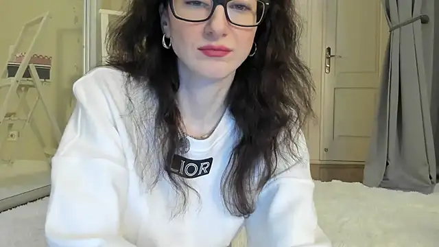 Snapshot of Baby_Jewel chatting on 03-07-25, 11:07 Baby Jewel online show from 03-07-25, 11:07