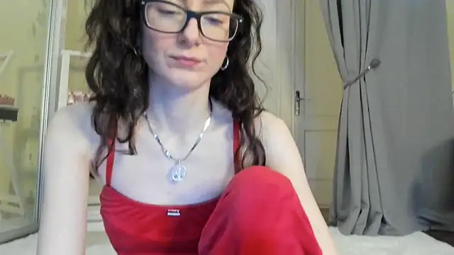 Snapshot of Baby_Jewel chatting on 03-18-25, 11:08 Baby Jewel online show from 03-18-25, 11:08