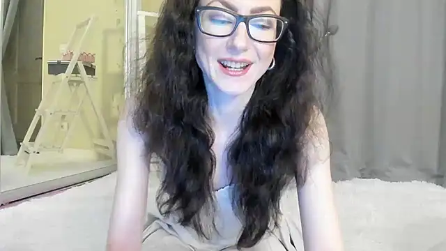 Snapshot of Baby_Jewel chatting on 10-04-25, 10:24 Baby Jewel online show from 10-04-25, 10:24