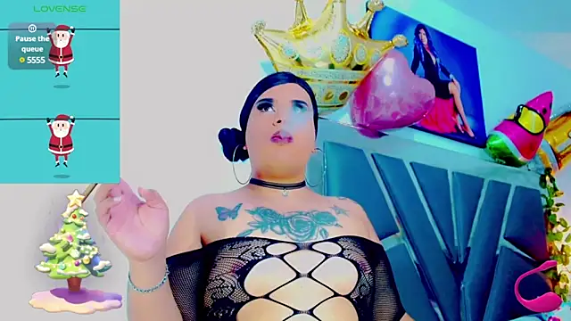 nauthyvalentina online show from 12-20-24, 08:55