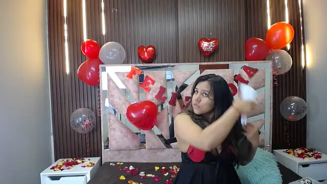 stephanieross202cl online show from 02-15-26, 03:58