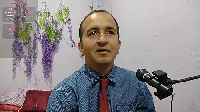 yazforeSolo online show from 09-23-25, 02:42