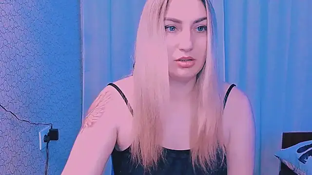 Snapshot of JaneLaJewel chatting on 02-04-26, 10:32 JaneLaJewel online show from 02-04-26, 10:32