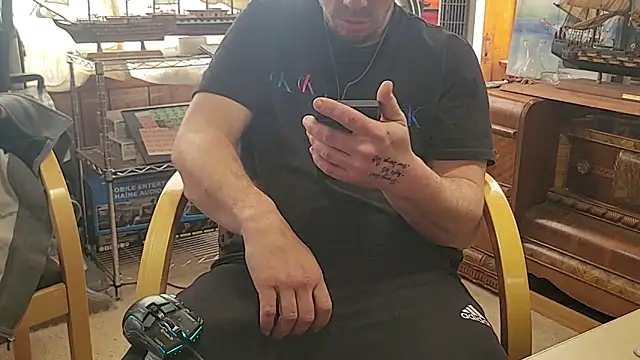 ScubaStevex online show from 03-19-26, 05:50