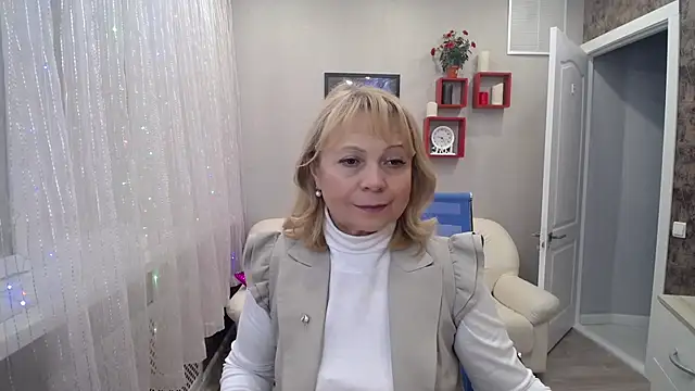 Milla Cutie18 online show from 12-19-24, 01:29