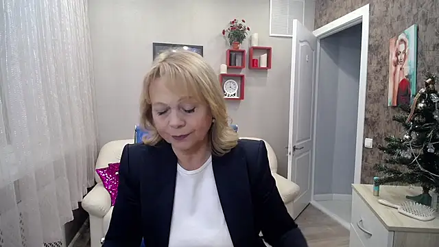 Milla Cutie18 online show from 12-23-24, 06:55